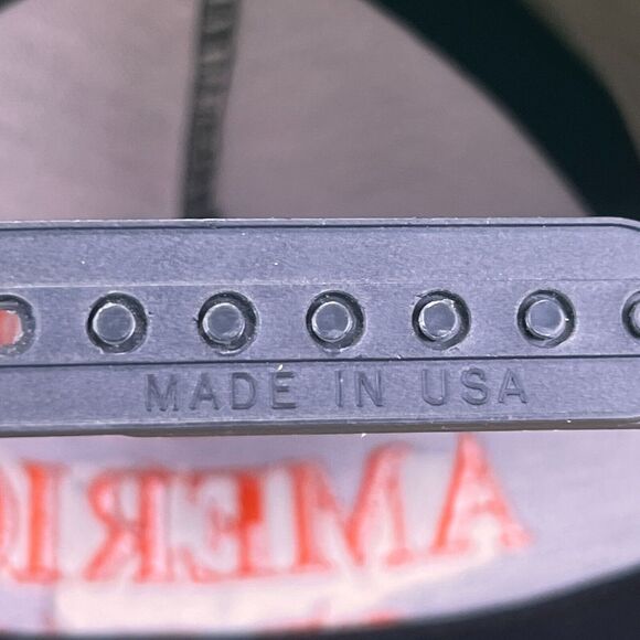 2020 Donald Trump Make America Great Again Camouflage MAGA Hat Cali Fame KAG - Picture 9 of 9